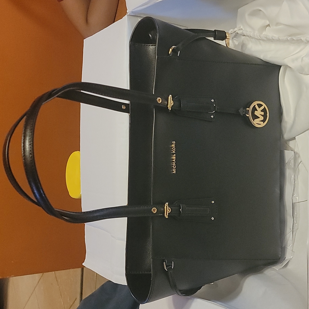 Michael Kors Tote NEW WITH TAG